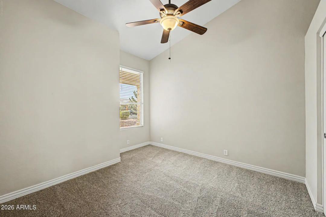 Real Estate Picture 7