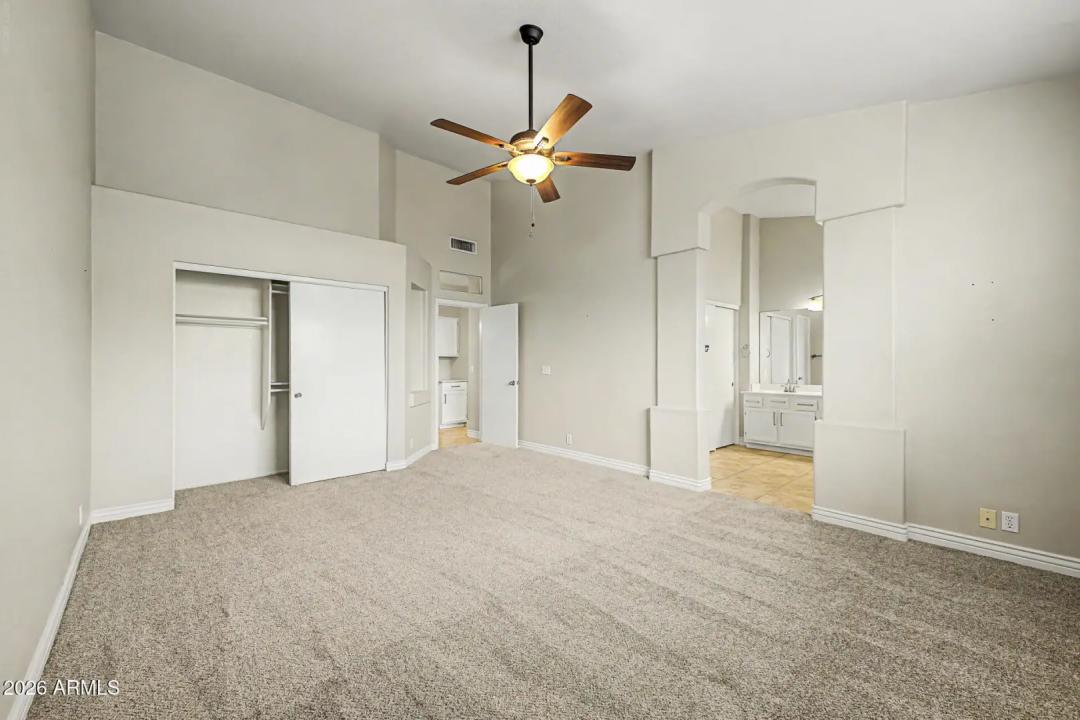 Real Estate Picture 11