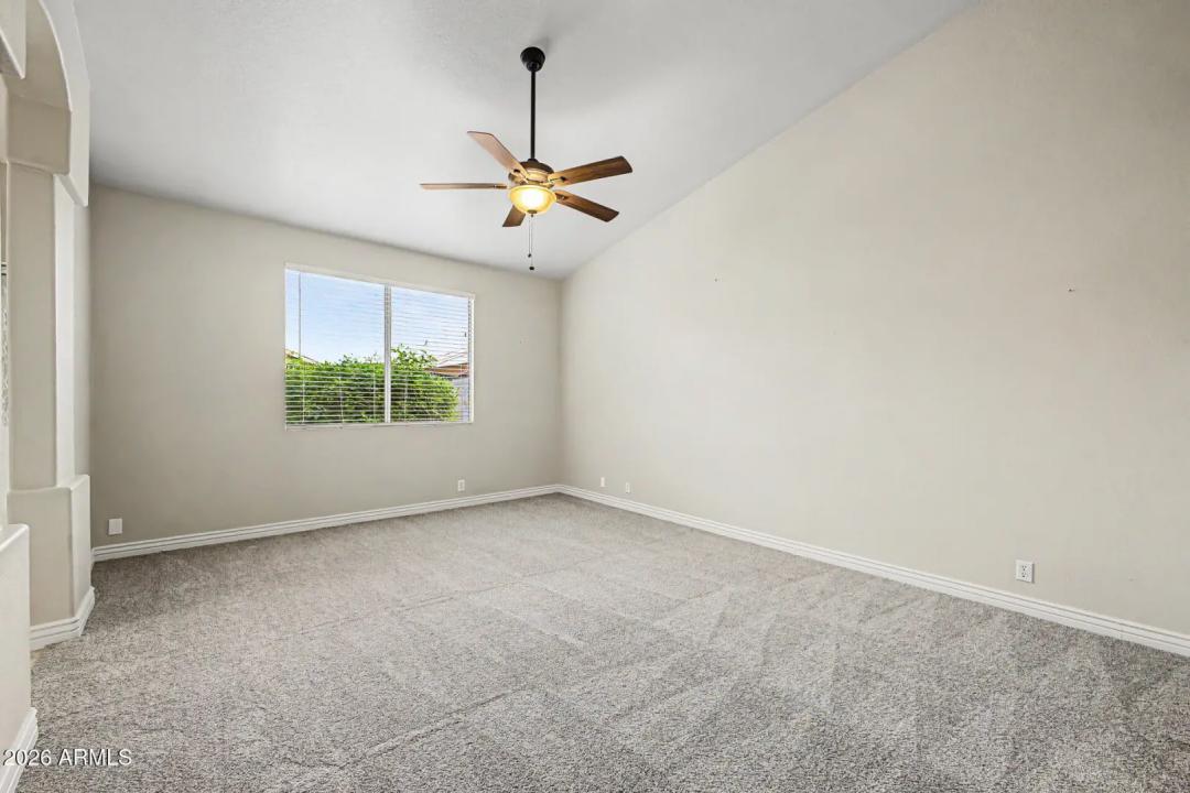 Real Estate Picture 13