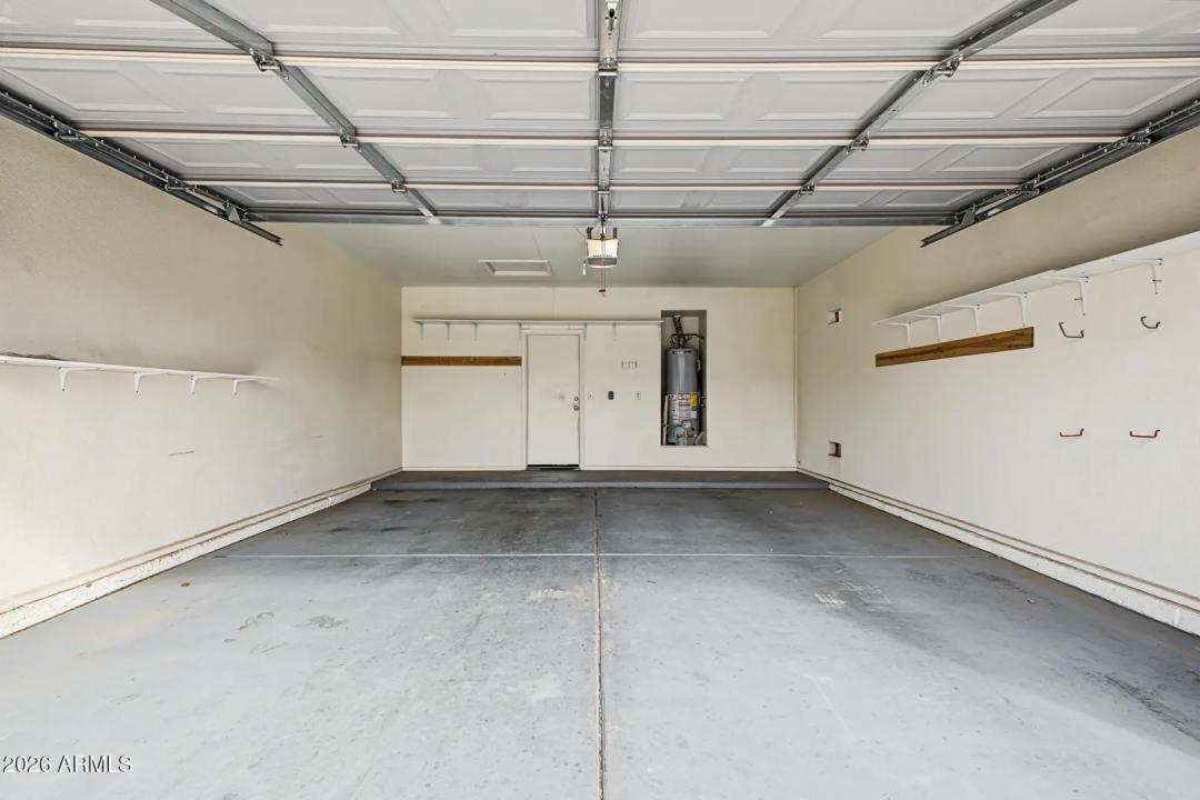 Real Estate Picture 24