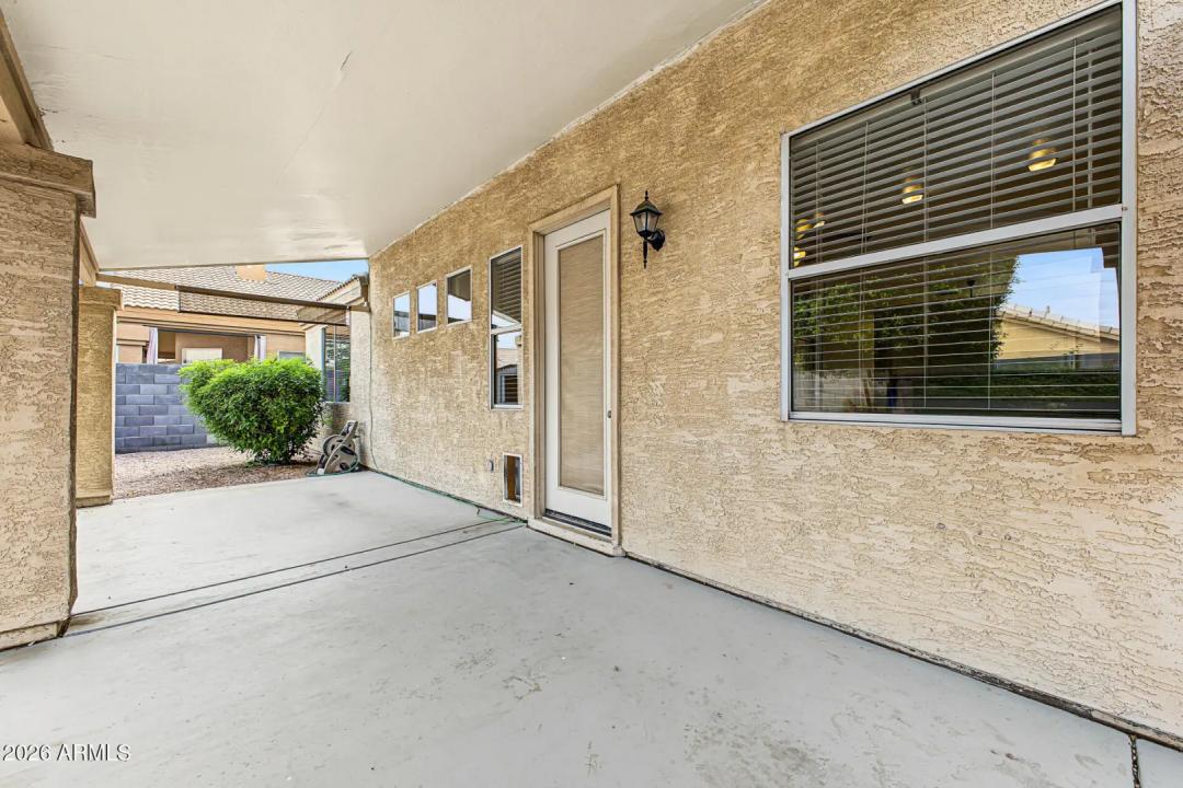 Real Estate Picture 25