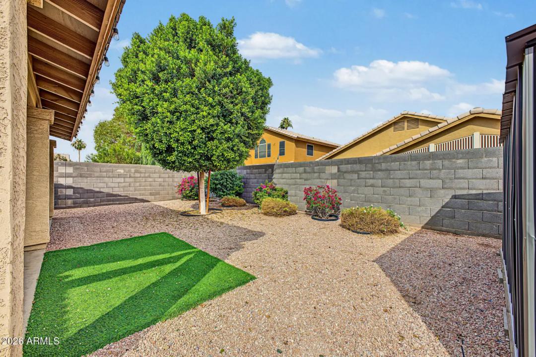 Real Estate Picture 27