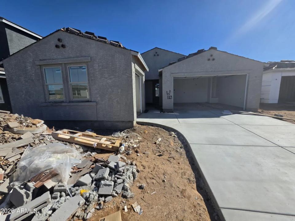 Real Estate Picture 2