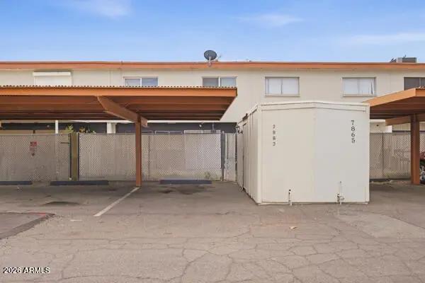 Real Estate Picture 2