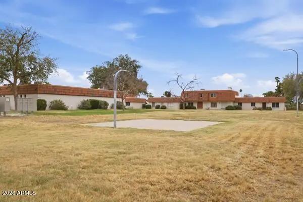 Real Estate Picture 4