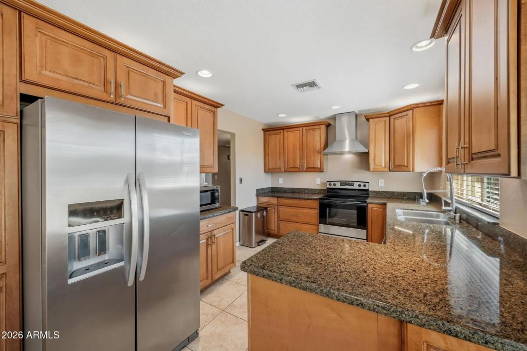 Real Estate Picture 13