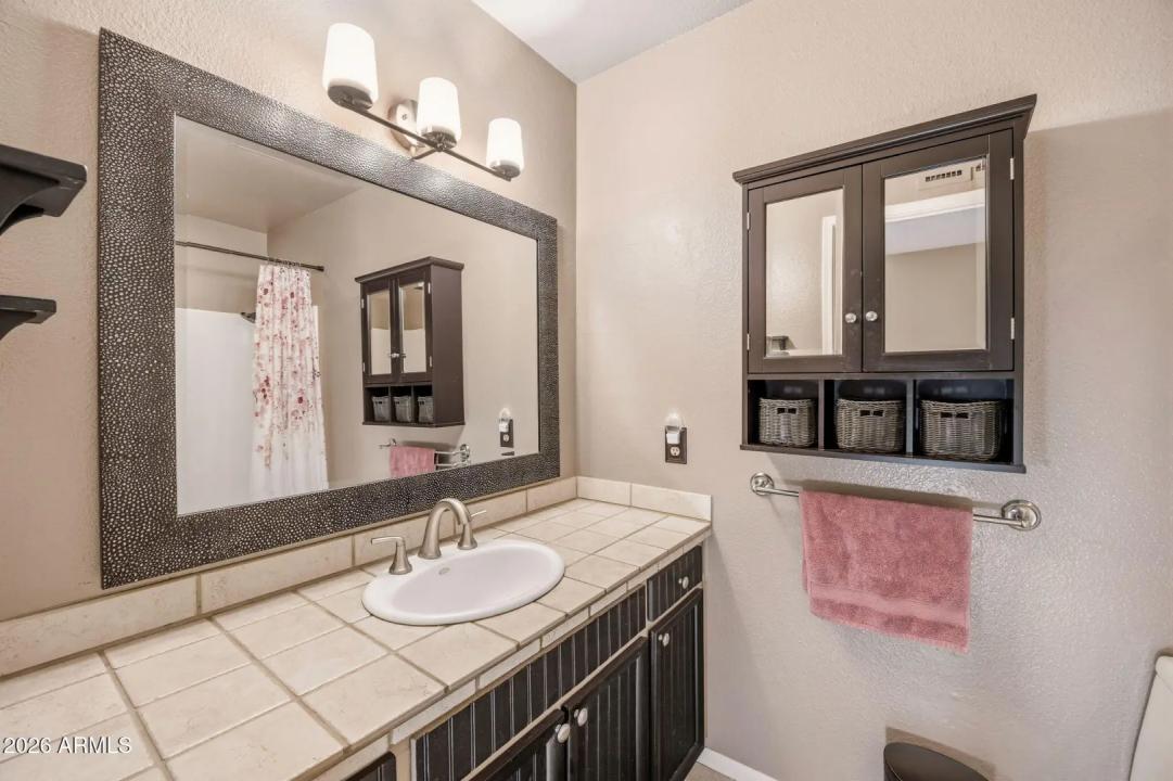 Real Estate Picture 20