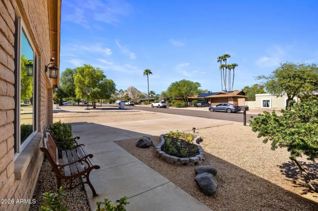 Real Estate Picture 2