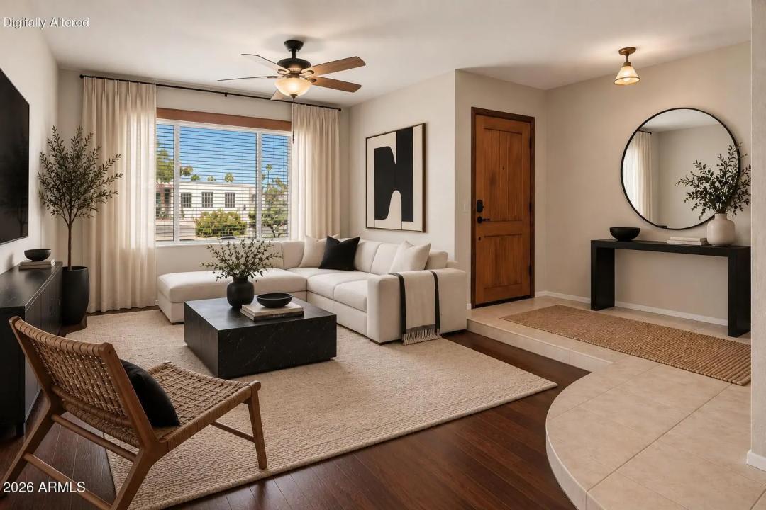 Real Estate Picture 5