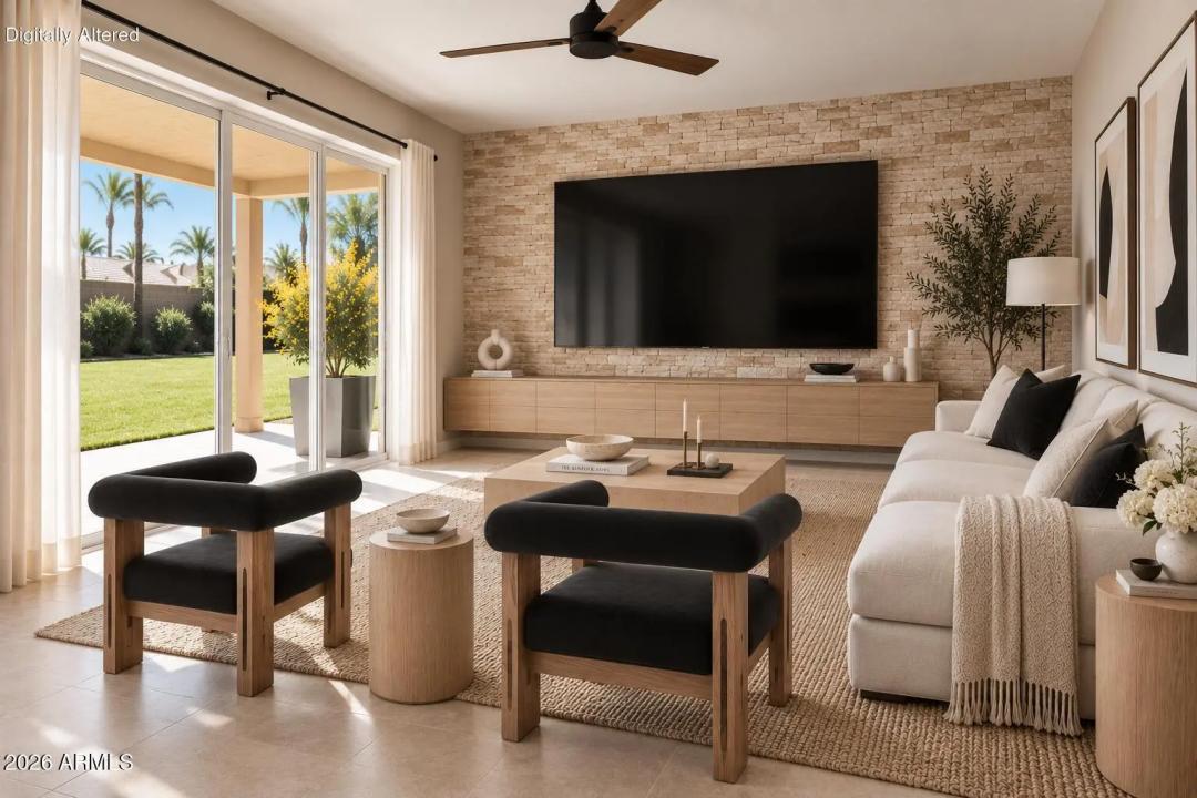 Real Estate Picture 10