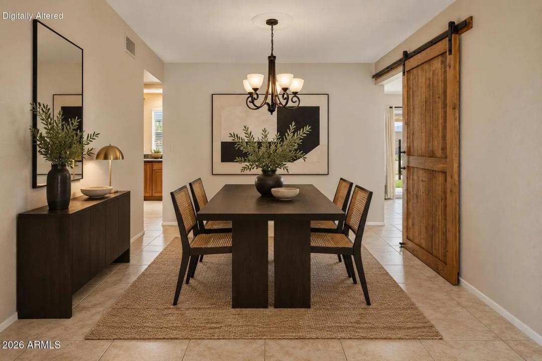 Real Estate Picture 8