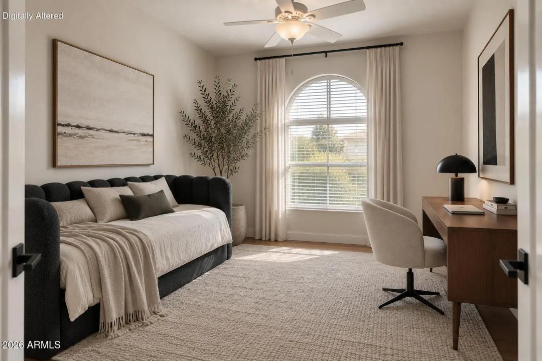 Real Estate Picture 18