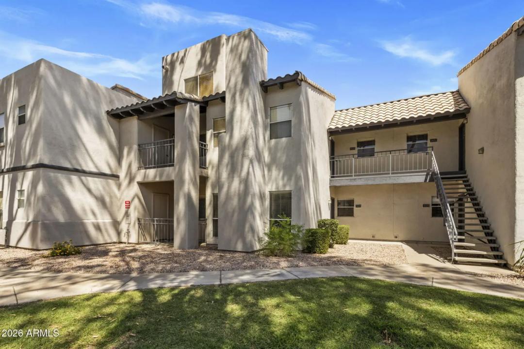 Real Estate Picture 13