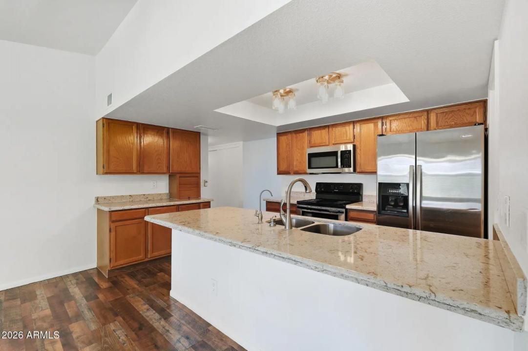 Real Estate Picture 8