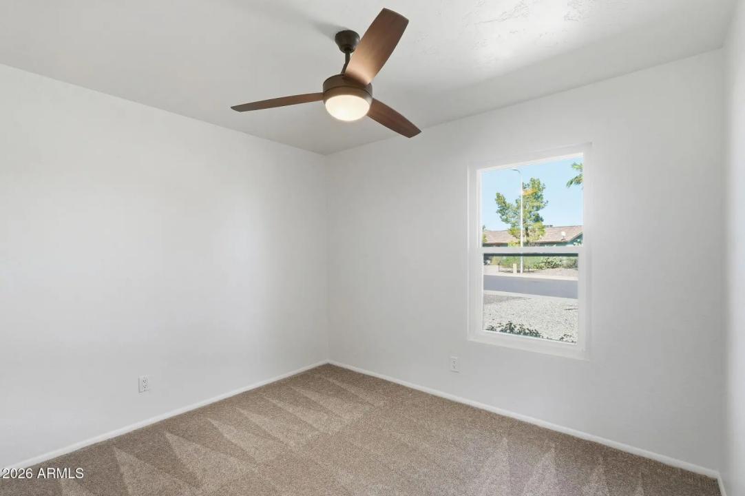 Real Estate Picture 16
