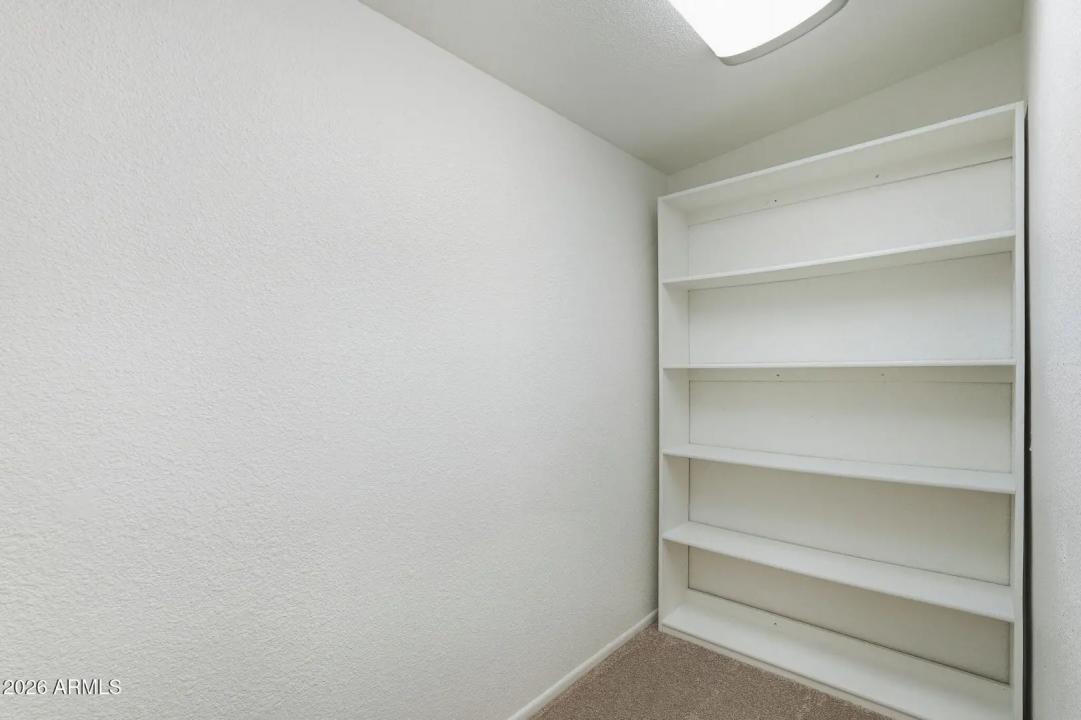 Real Estate Picture 28