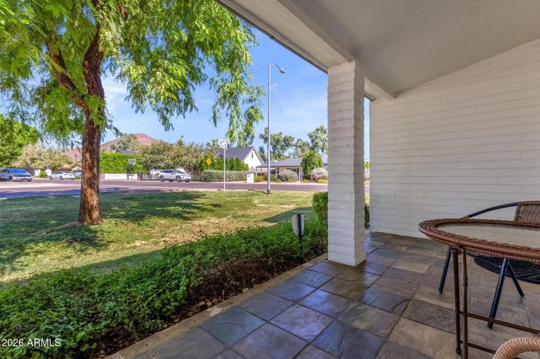 Real Estate Picture 2