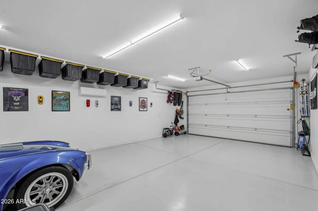 Real Estate Picture 30