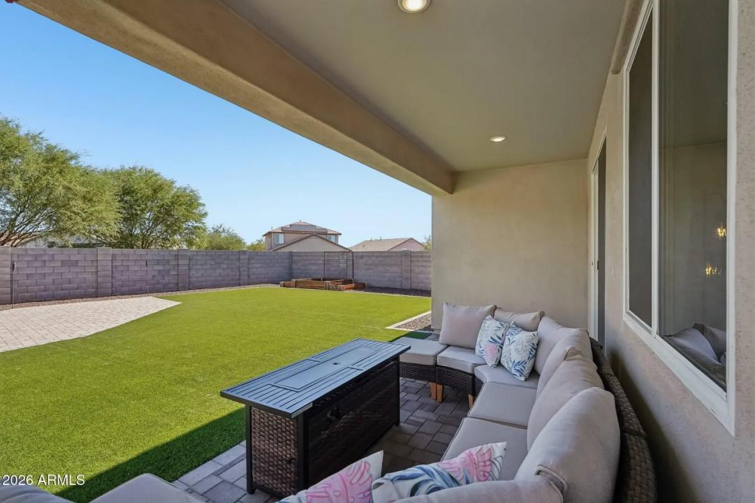 Real Estate Picture 33