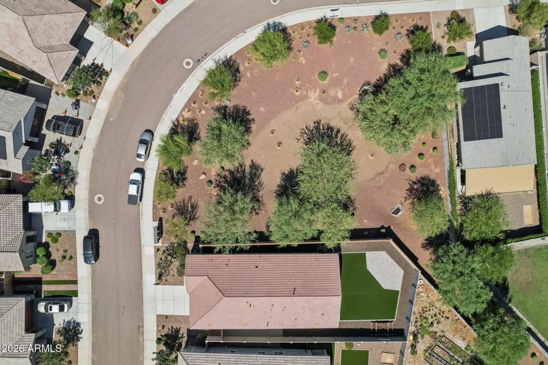 Real Estate Picture 41