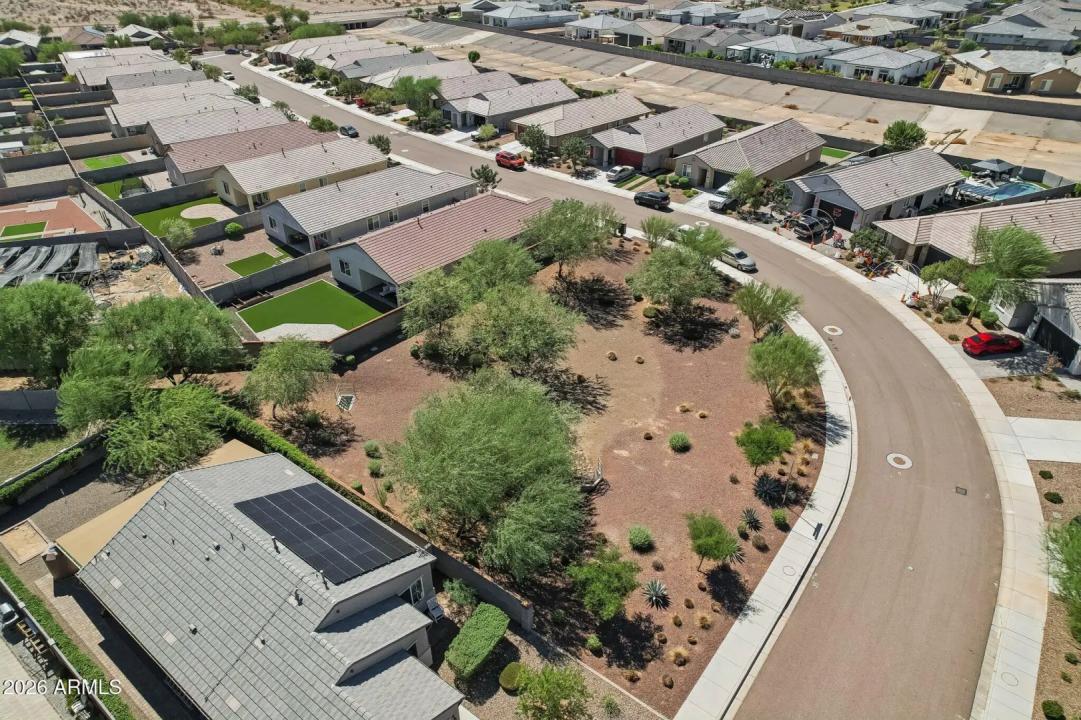 Real Estate Picture 44