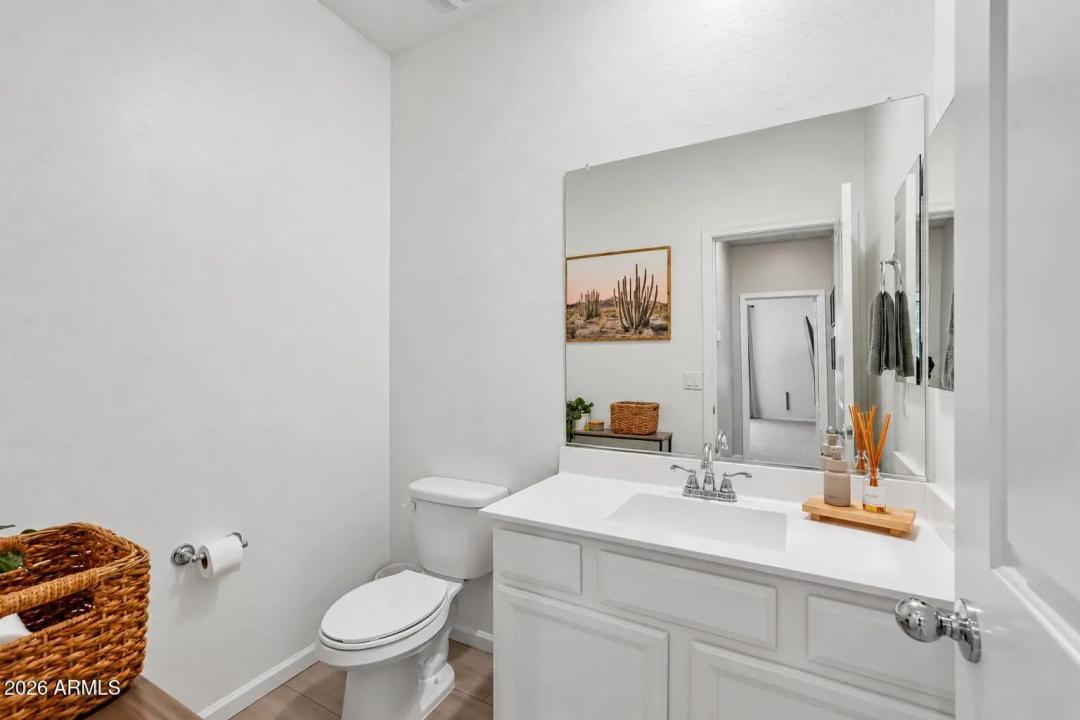 Real Estate Picture 26