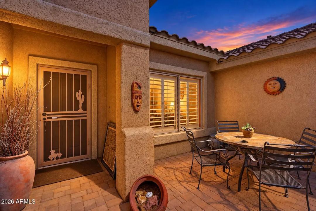 Real Estate Picture 5