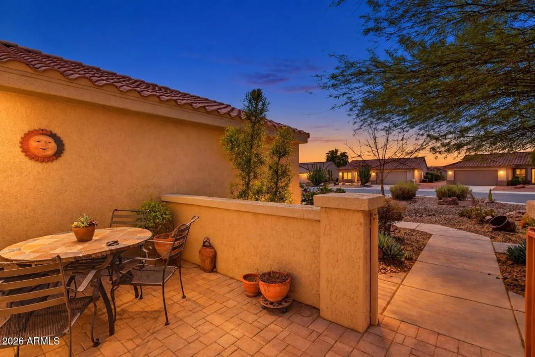 Real Estate Picture 4