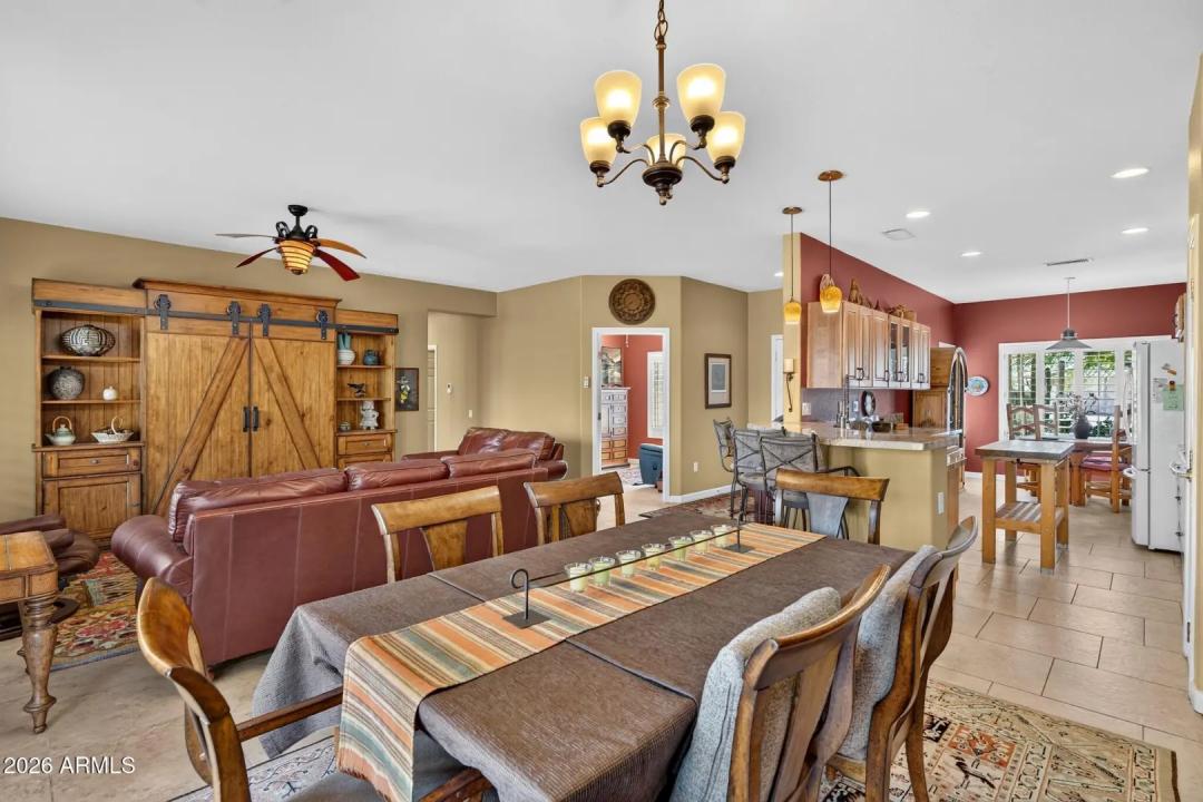 Real Estate Picture 17