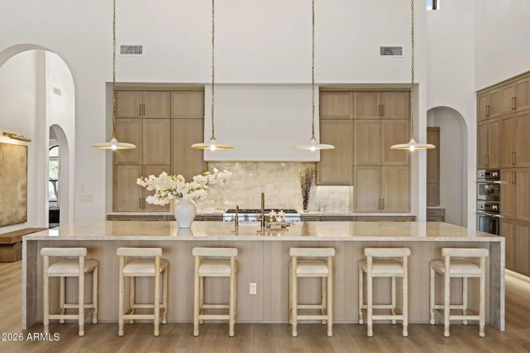 Real Estate Picture 2