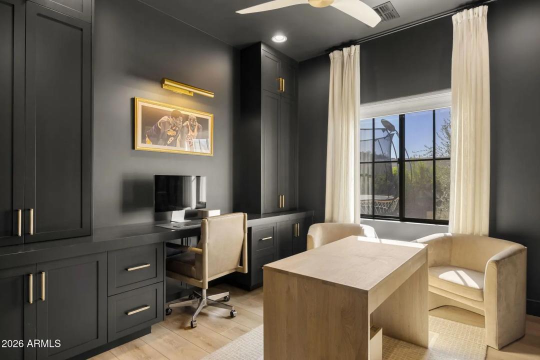 Real Estate Picture 26