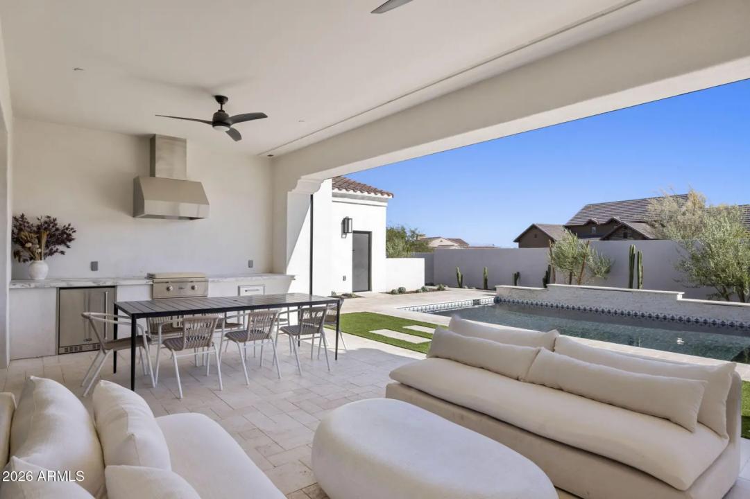 Real Estate Picture 38