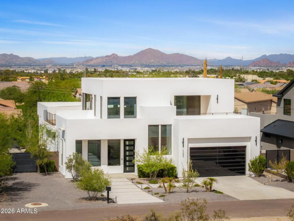 Real Estate Picture 1