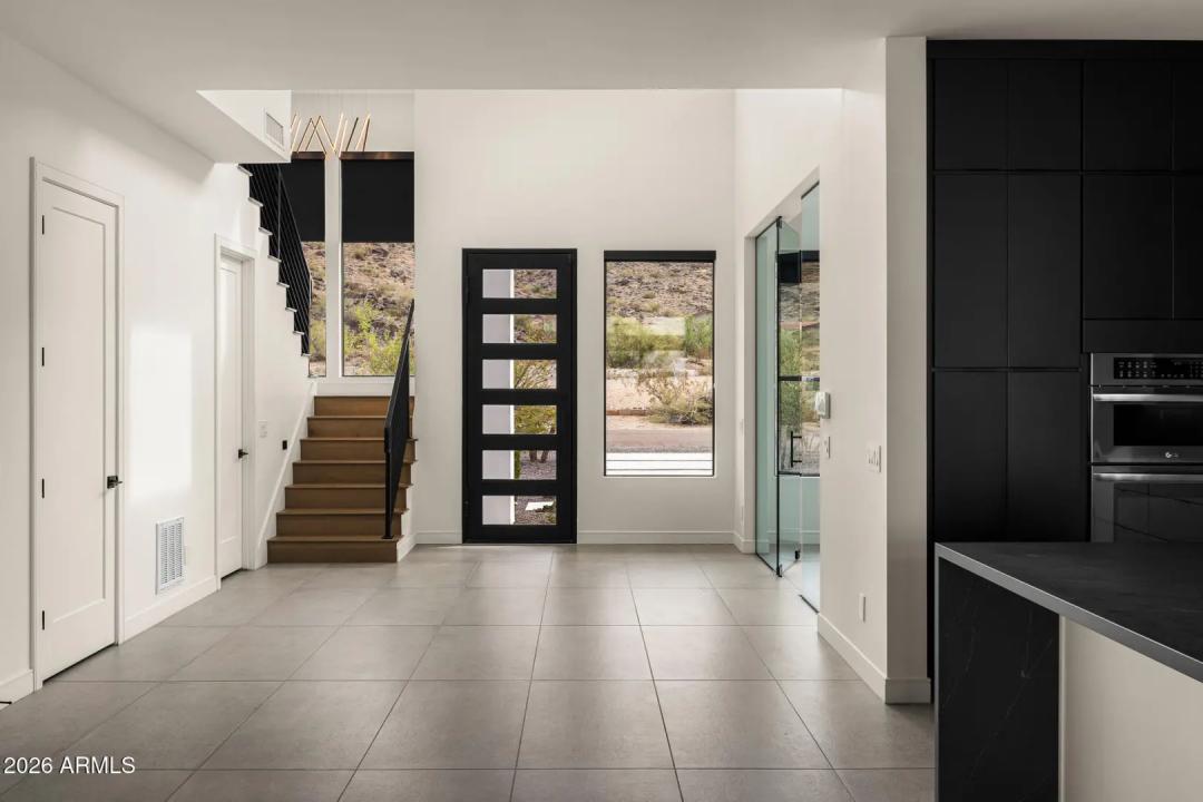 Real Estate Picture 2