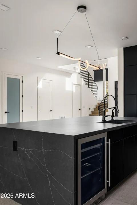 Real Estate Picture 5
