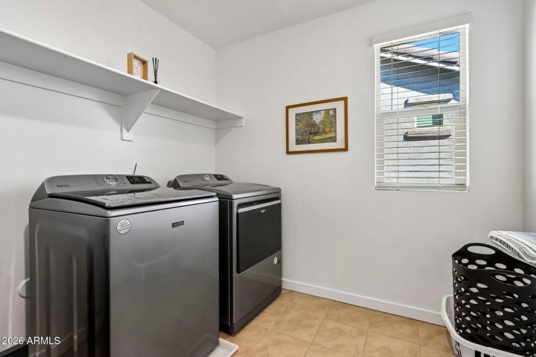 Real Estate Picture 32