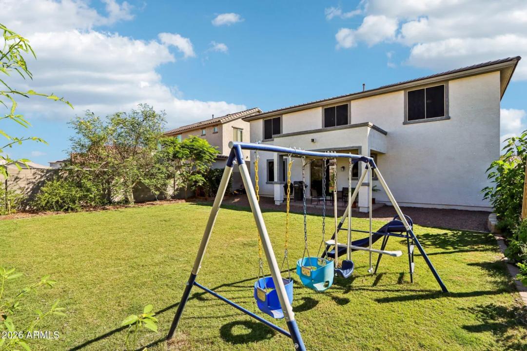 Real Estate Picture 35