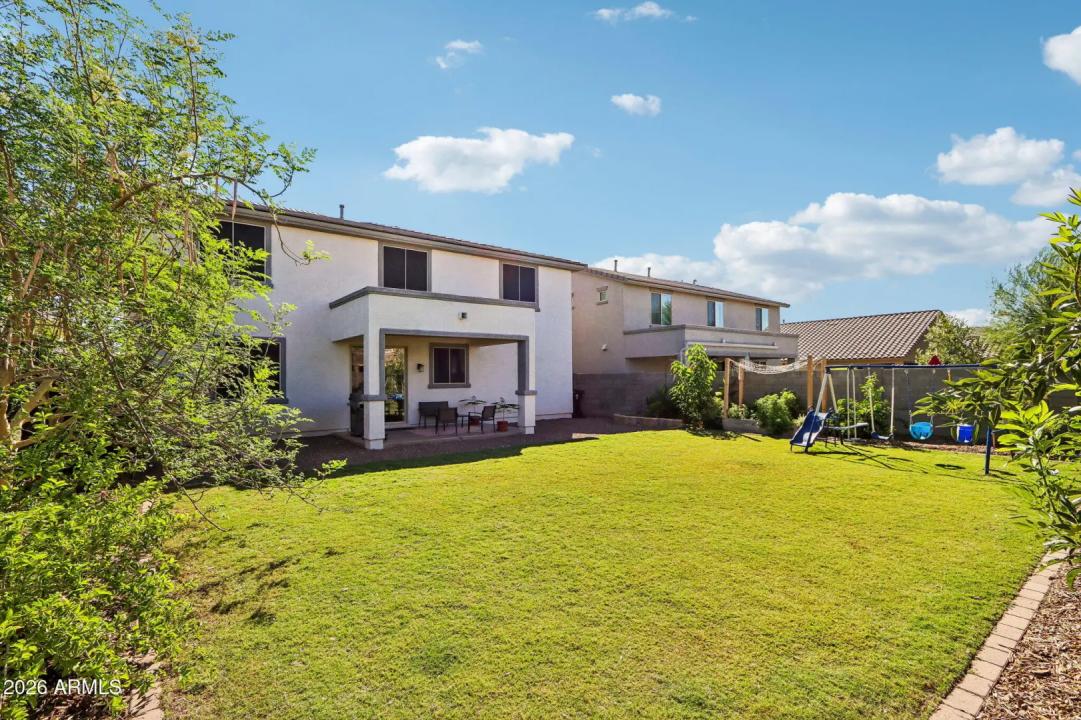 Real Estate Picture 36