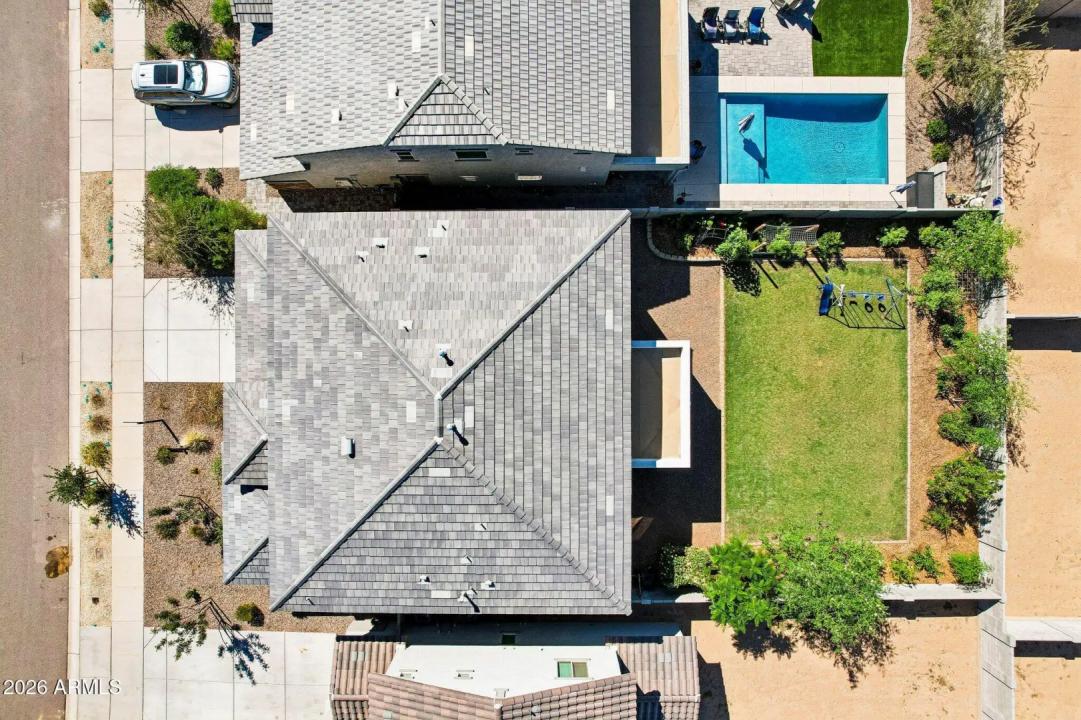 Real Estate Picture 38