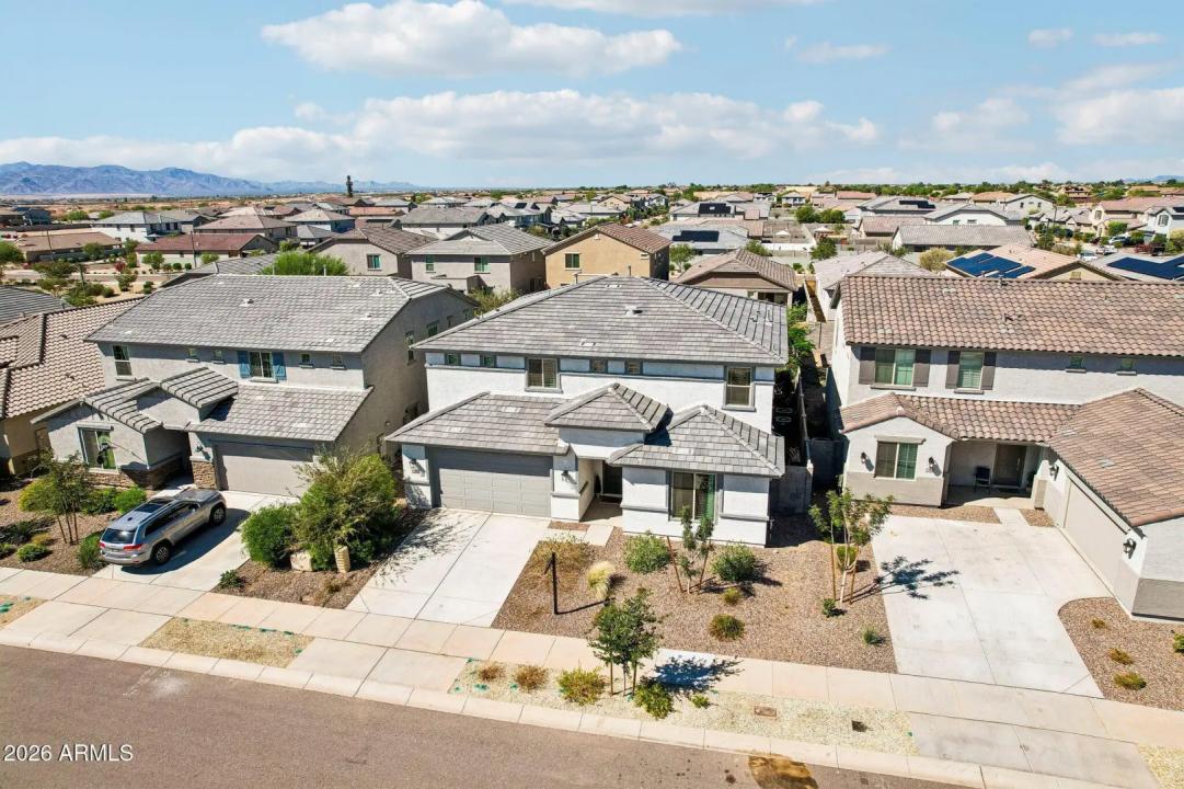 Real Estate Picture 40