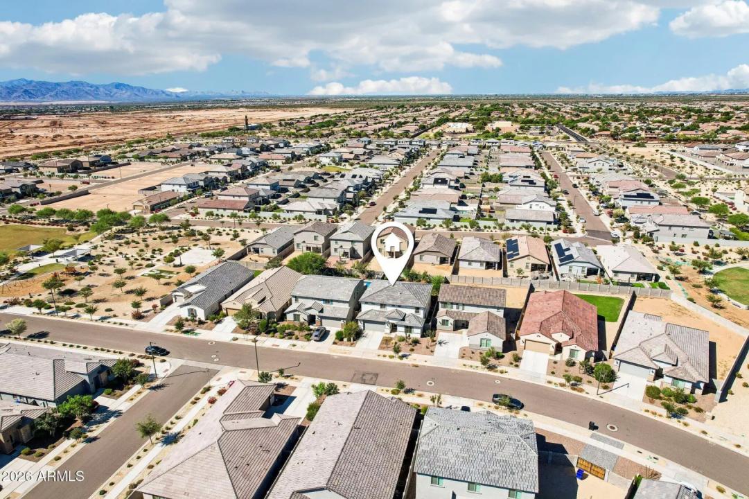 Real Estate Picture 42