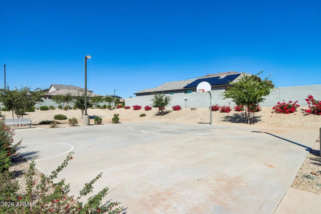 Real Estate Picture 45