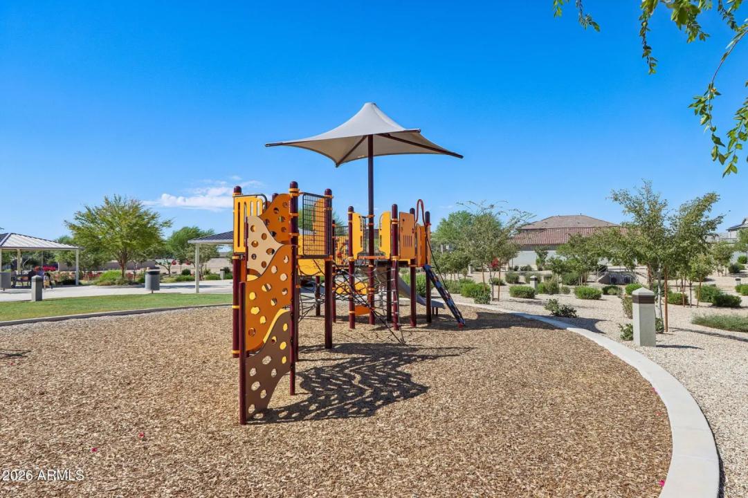 Real Estate Picture 47