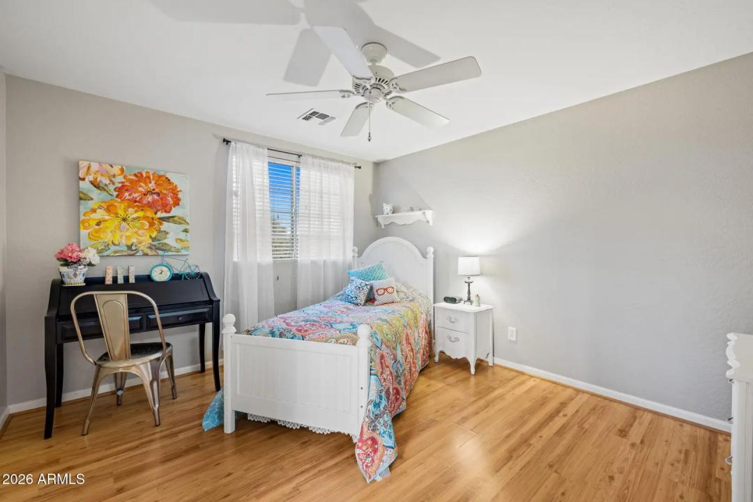Real Estate Picture 38