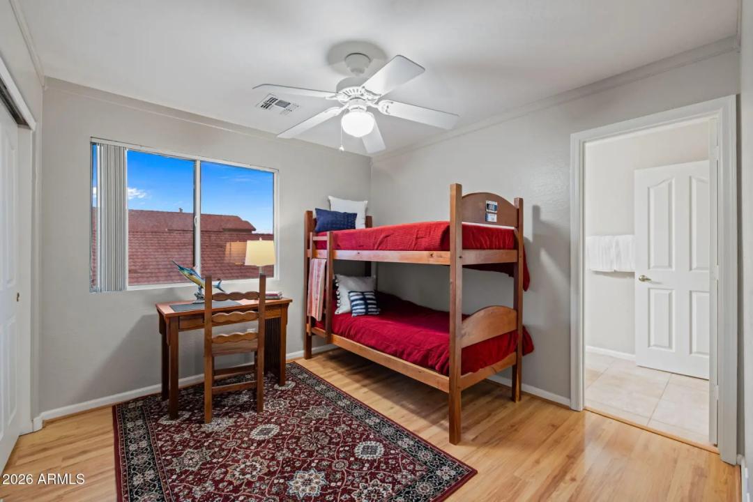 Real Estate Picture 34
