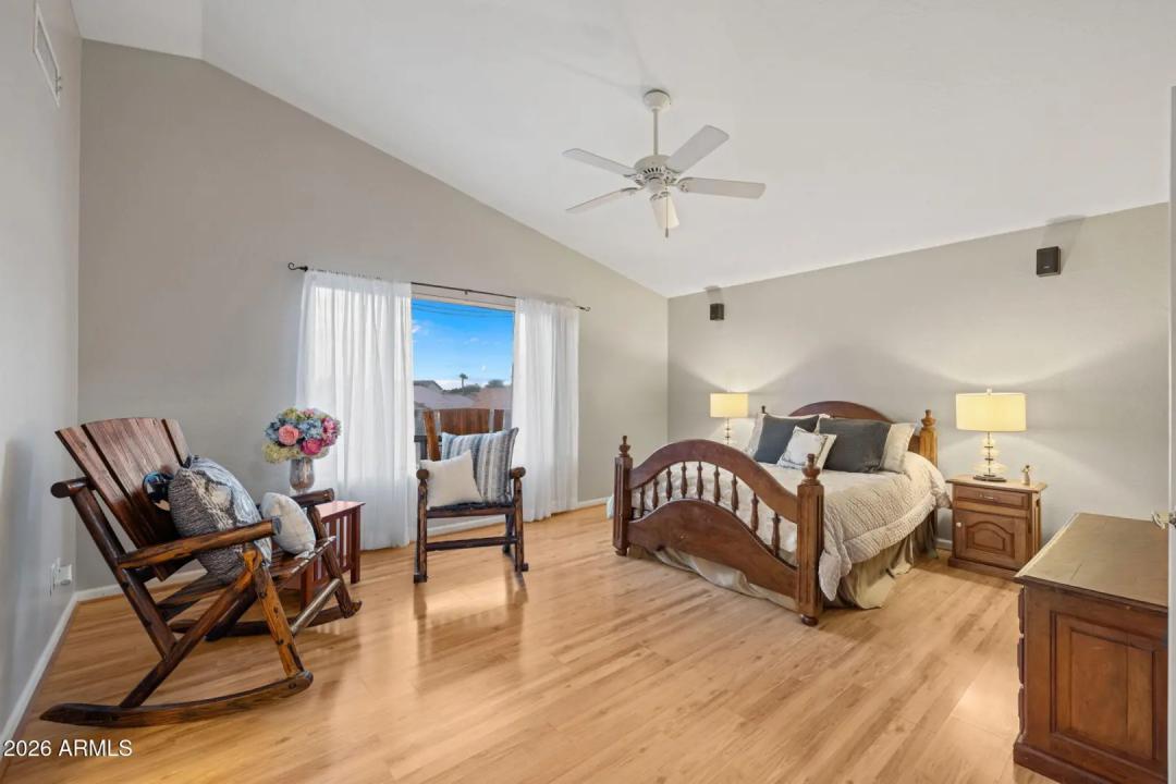 Real Estate Picture 27