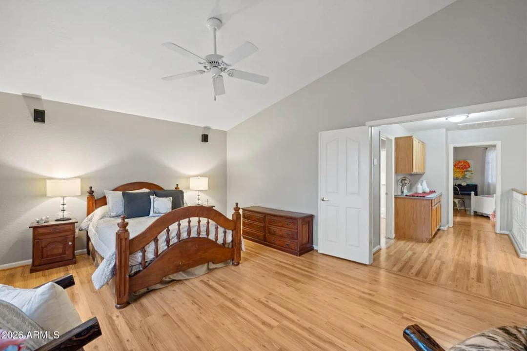 Real Estate Picture 28
