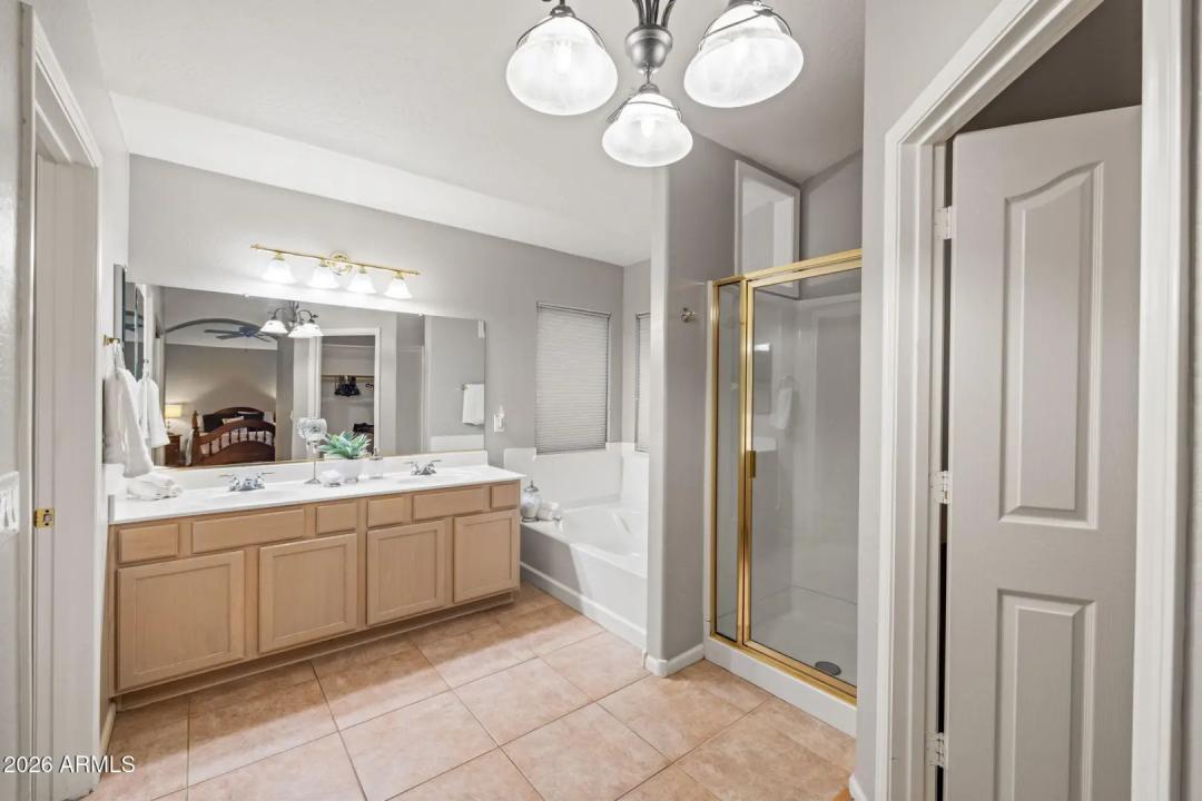 Real Estate Picture 30