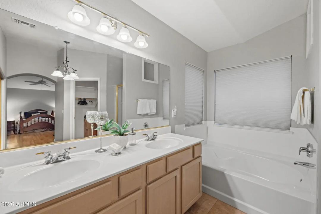 Real Estate Picture 31