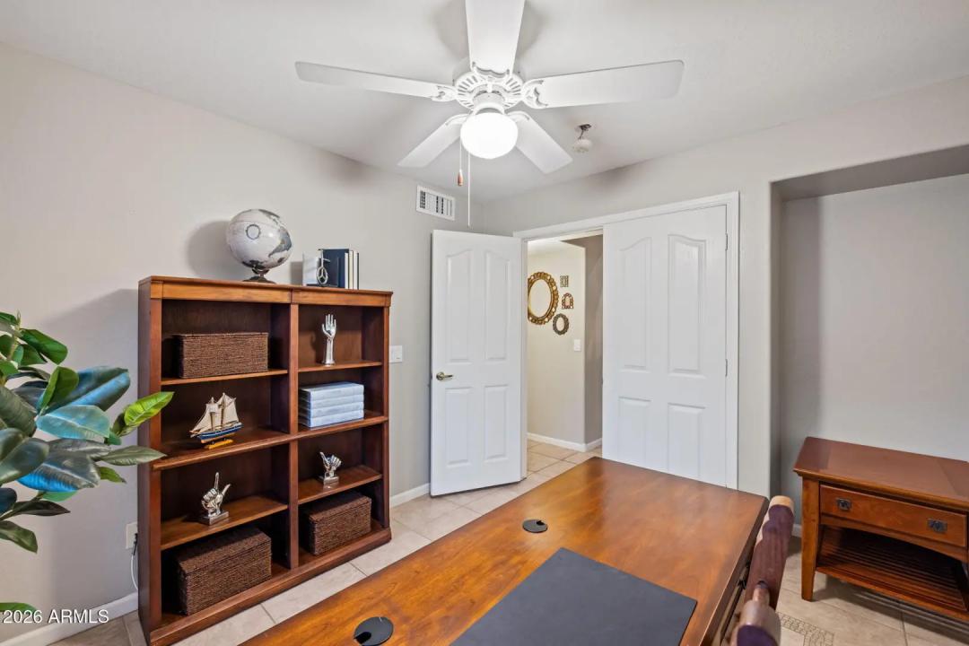 Real Estate Picture 9